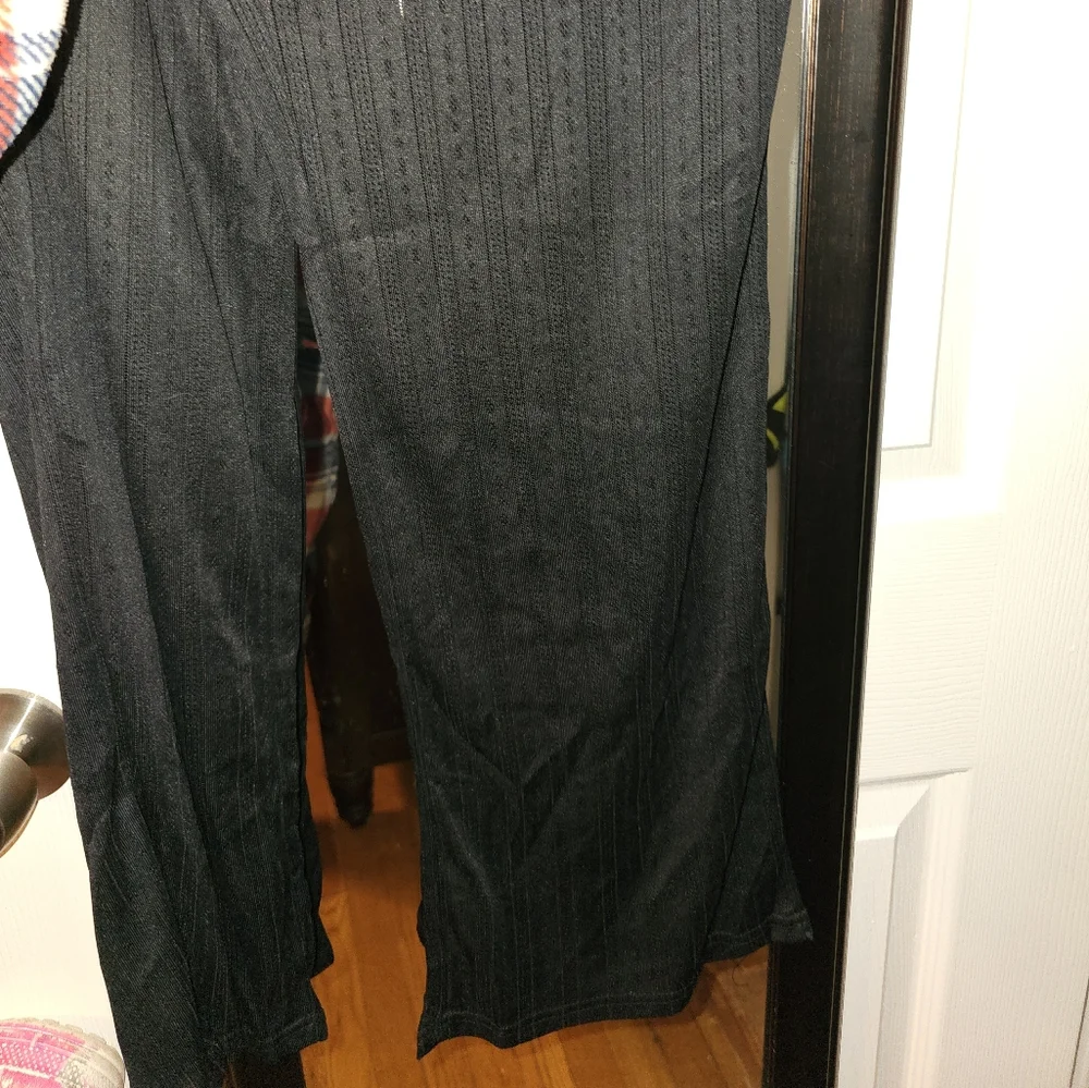 PJ Set - Picture 4 of 10